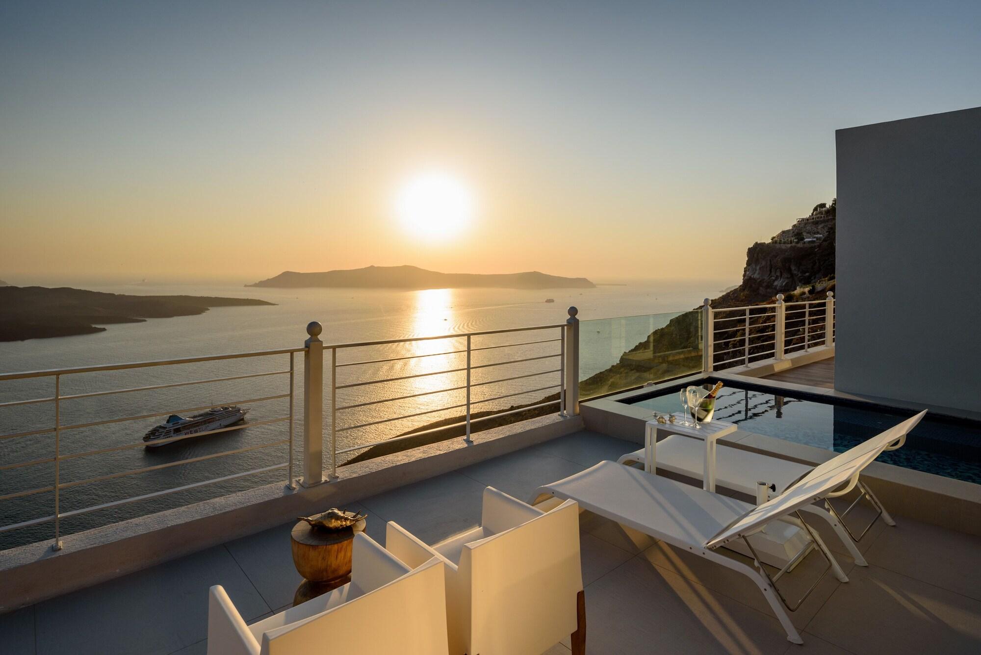 Nefeles Luxury Suites Fira  Exterior foto