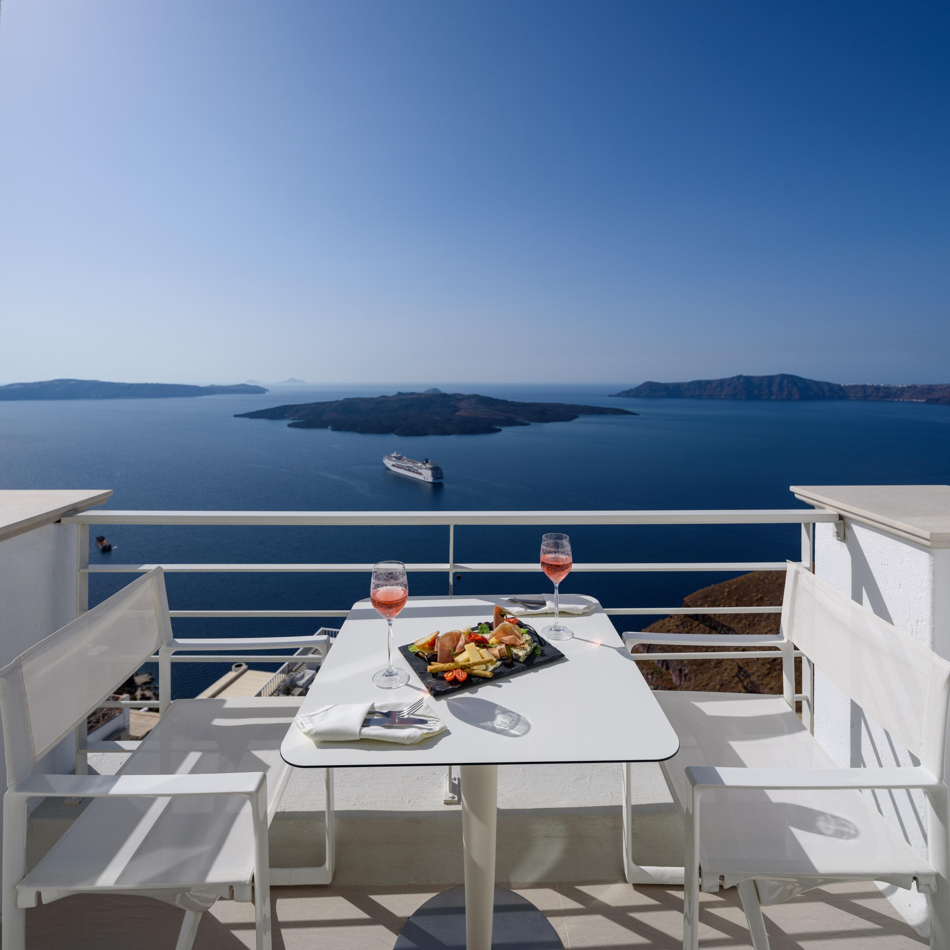 Nefeles Luxury Suites Fira  Exterior foto
