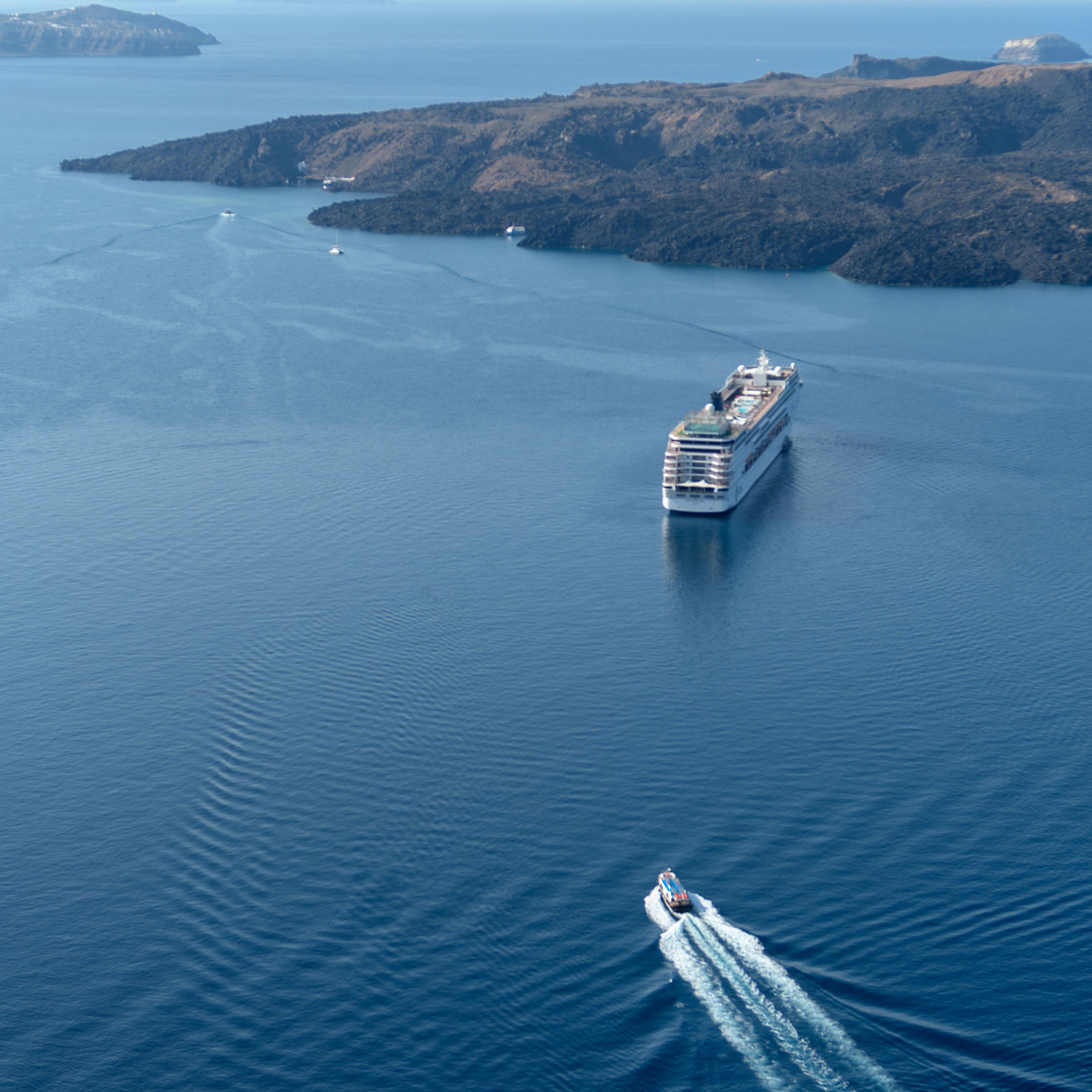Nefeles Luxury Suites Fira  Exterior foto