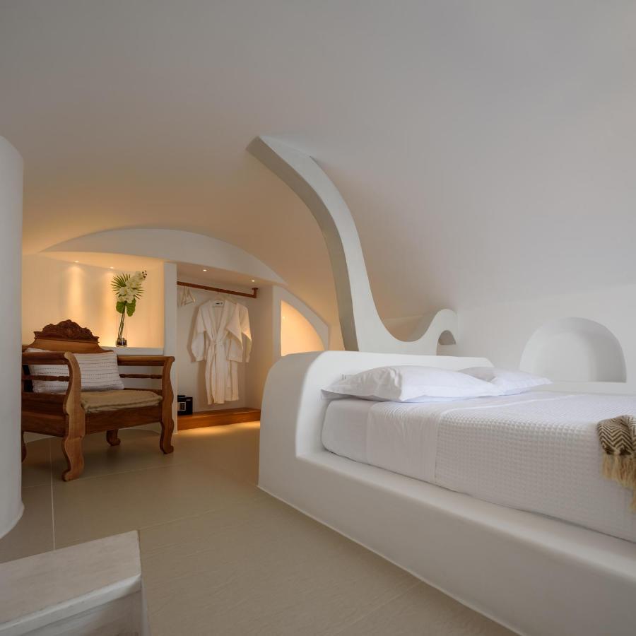 Nefeles Luxury Suites Fira  Exterior foto